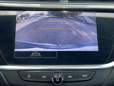Used 2023 Buick Encore GX Essence w/ Experience Buick Package FWD image 28