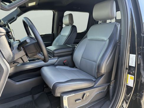 Used 2023 Ford F150 Lightning Lariat AWD/4WD image 18