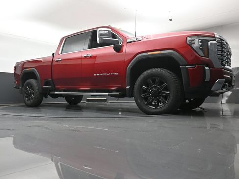 Used 2024 GMC Sierra 2500 Denali w/ Denali Reserve Package AWD/4WD image 27