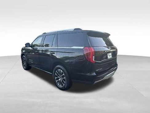 Used 2025 Ford Expedition Platinum AWD/4WD image 5