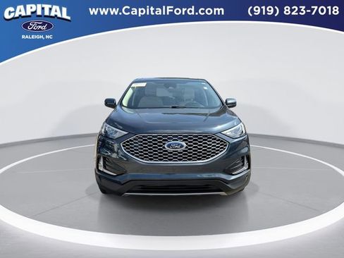 Certified 2024 Ford Edge SEL w/ Convenience Package image 3