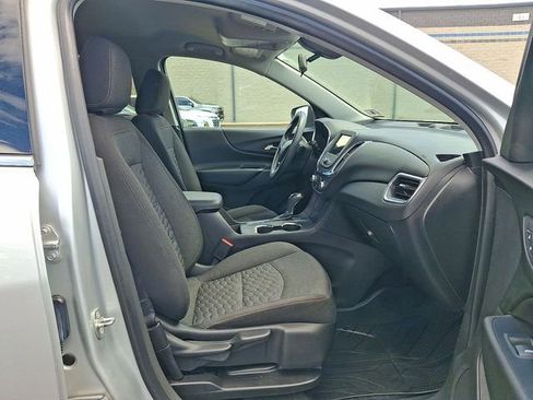 Used 2019 Chevrolet Equinox LT AWD/4WD image 25