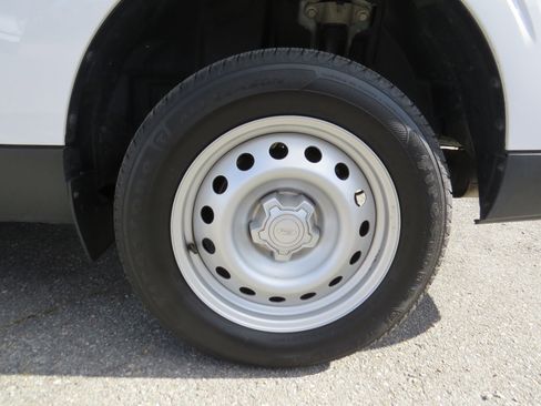 Used 2022 Ford Maverick XL image 13