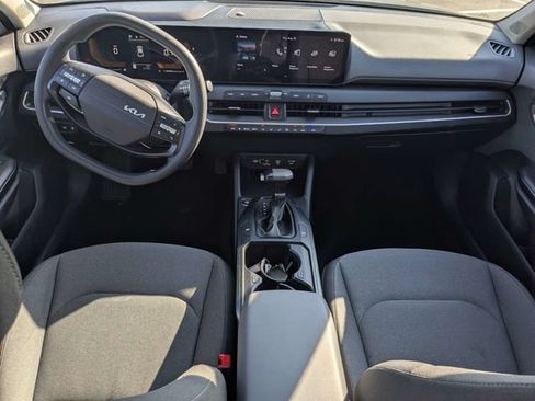 Used 2025 Kia K4 FWD image 14