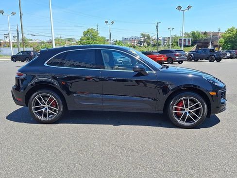 Used 2023 Porsche Macan S AWD/4WD image 10