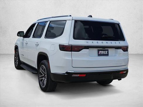 Used 2025 Jeep Wagoneer Series II RWD image 7