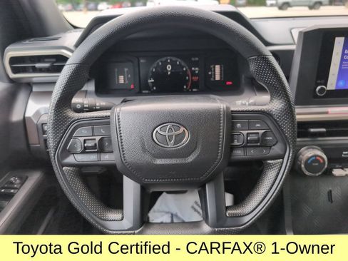 Certified 2024 Toyota Tacoma SR5 AWD/4WD image 17