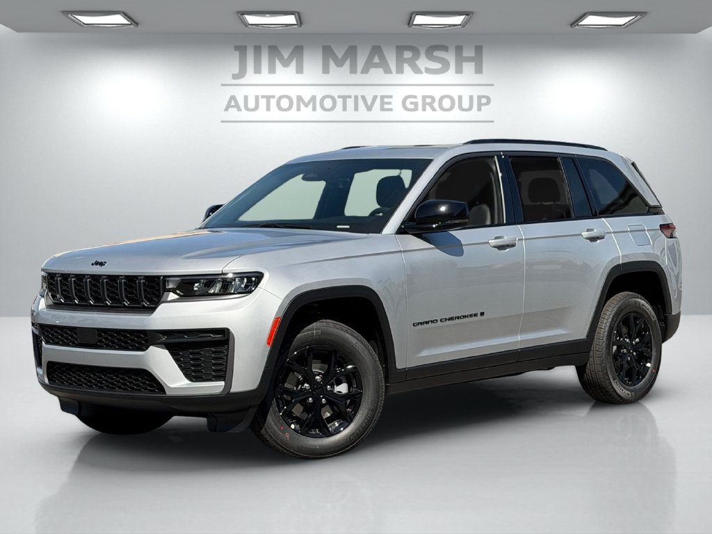 New 2026 Jeep Grand Cherokee Altitude AWD/4WD image 2