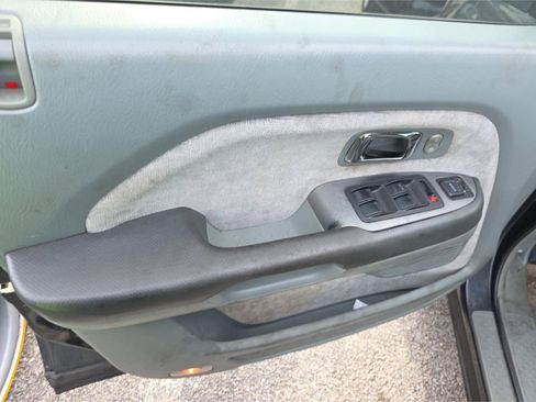 Used 2005 Honda Pilot EX image 9