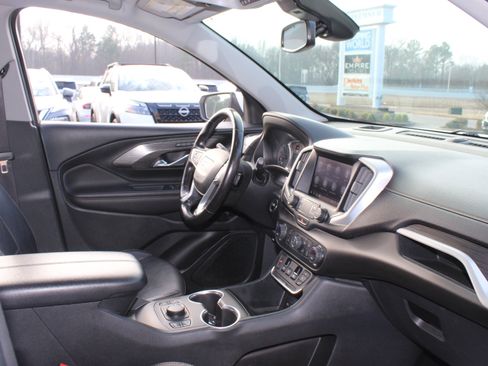 Used 2021 GMC Terrain SLT image 33