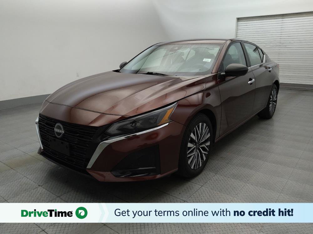 Used 2025 Nissan Altima 2.5 SV FWD image 1