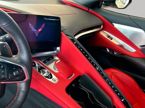 Used 2024 Chevrolet Corvette Stingray Preferred Cpe w/ 2LT RWD image 6
