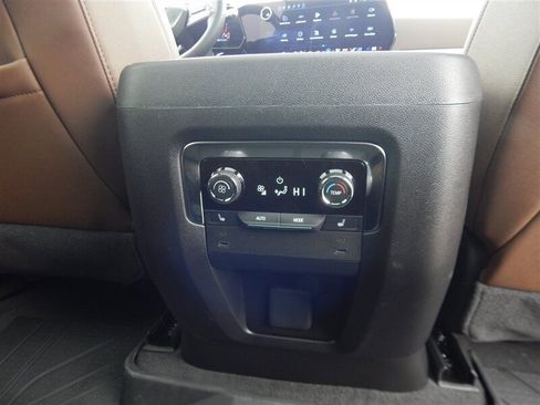 Used 2026 Chevrolet Suburban High Country w/ Sun And Tow Package image 16