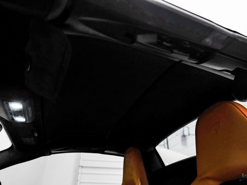 Used 2013 McLaren MP4-12C Spider image 46