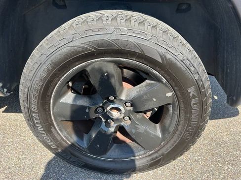 Used 2018 RAM 1500 Big Horn RWD image 11