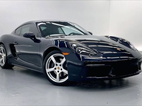 Used 2018 Porsche 718 Cayman RWD image 6
