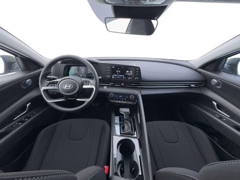 New 2026 Hyundai Elantra Blue image 14