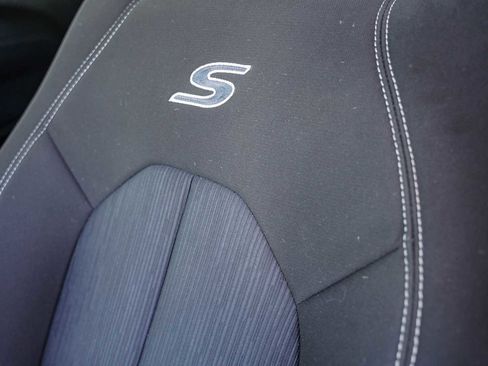 Used 2021 Chrysler Pacifica Touring w/ S Appearance Package image 23