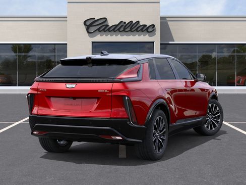 New 2026 Cadillac Lyriq Sport AWD/4WD image 34