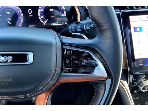 Used 2022 Jeep Grand Cherokee L Summit AWD/4WD image 20