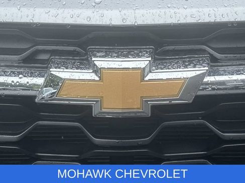 Used 2025 Chevrolet Trax LT w/ Driver Confidence Package FWD image 30