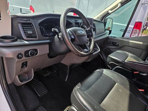 Used 2022 Ford Transit 250 Medium Roof RWD image 17