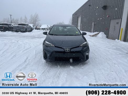 Used 2019 Toyota Corolla Sedan image 2
