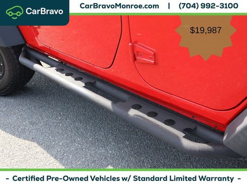 Used 2018 Jeep Wrangler Unlimited Sport w/ Connectivity Group AWD/4WD image 14
