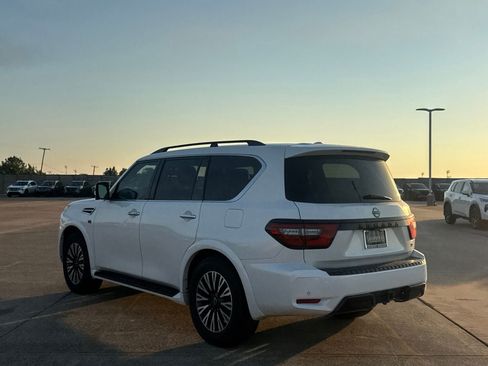 Used 2021 Nissan Armada SL w/ Midnight Edition Package RWD image 17