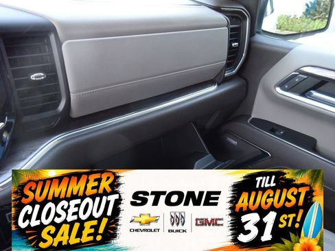 Certified 2022 Chevrolet Silverado 1500 LTZ w/ Technology Package AWD/4WD image 28