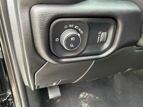 Used 2024 RAM 2500 Big Horn w/ Bed Utility Group image 27