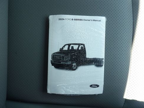 Used 2024 Ford E-350 and Econoline 350 Super Duty w/ Driver's Safety Package RWD image 28