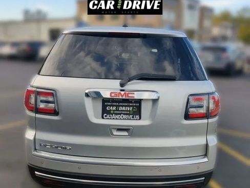 Used 2016 GMC Acadia SLE image 5