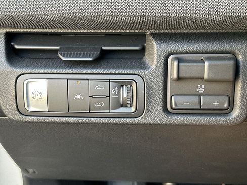 New 2026 GMC Sierra EV Elevation AWD/4WD image 17