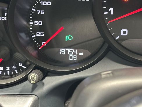 Used 2018 Porsche 911 Carrera RWD image 21