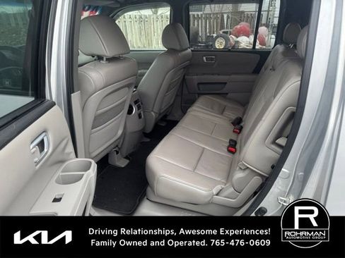 Used 2010 Honda Pilot Touring image 9