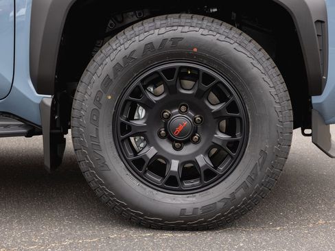New 2026 Toyota 4Runner TRD Off-Road Premium AWD/4WD image 4