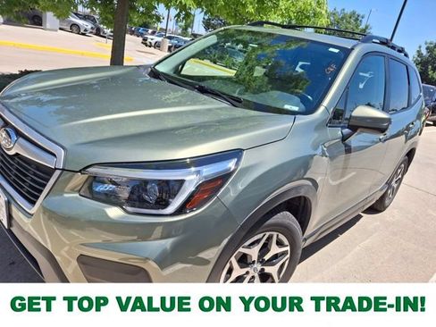Used 2021 Subaru Forester Premium AWD/4WD image 1