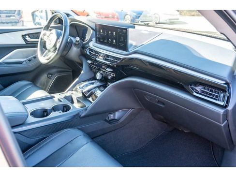 Used 2025 Acura MDX SH-AWD w/ Technology Package image 19
