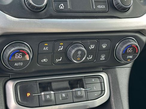 Used 2023 GMC Acadia SLE w/ Driver Convenience Package AWD/4WD image 33