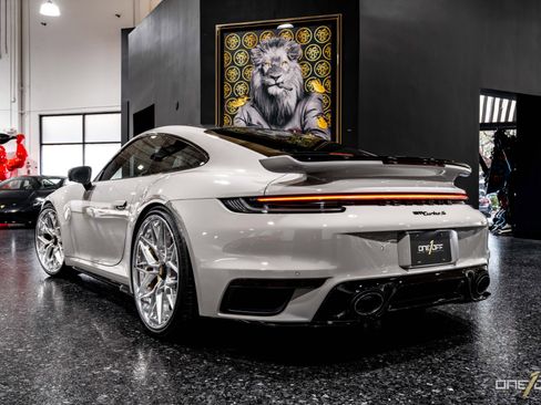 Used 2022 Porsche 911 Turbo S AWD/4WD image 33