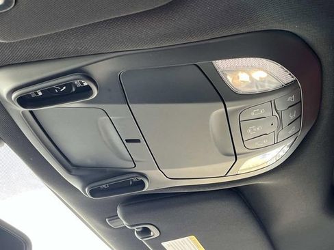 New 2026 Chrysler Pacifica Select AWD/4WD image 29