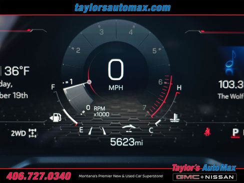 Used 2024 GMC Acadia Denali image 8