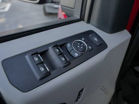 Used 2021 Ford F250 XLT w/ XLT Premium Package AWD/4WD image 23