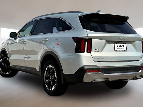 New 2026 Kia Sorento S AWD/4WD image 3