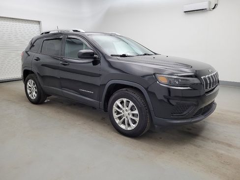 Used 2020 Jeep Cherokee Latitude w/ Cold Weather Group AWD/4WD image 11