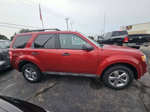 Used 2010 Ford Escape XLT FWD image 5