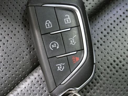 Used 2023 Cadillac Escalade Sport AWD/4WD image 33