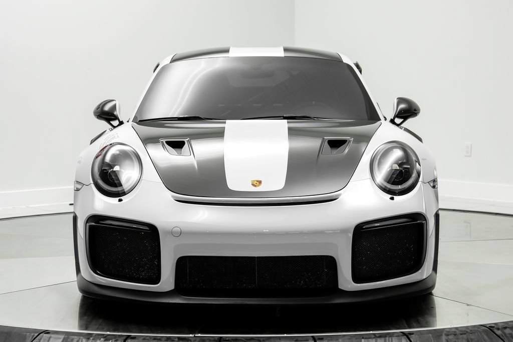 Used 2018 Porsche 911 GT2 RS RWD image 2