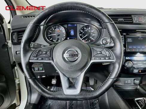 Used 2020 Nissan Rogue Sport SV w/ All-Weather Package AWD/4WD image 14